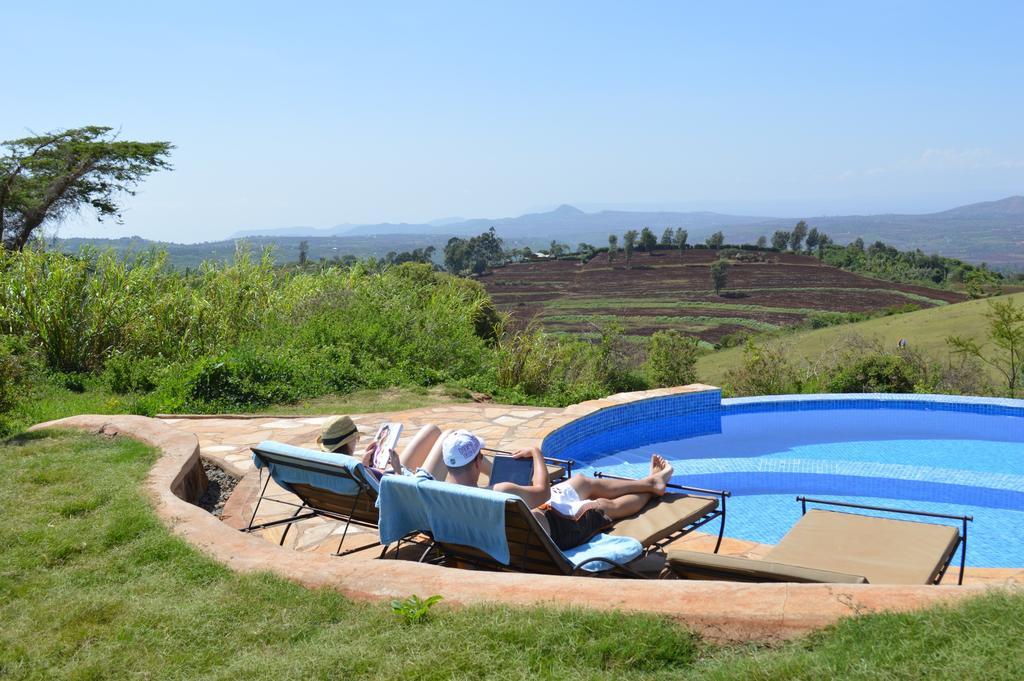קראטו Rhotia Valley Tented Lodge And Children'S Home מראה חיצוני תמונה